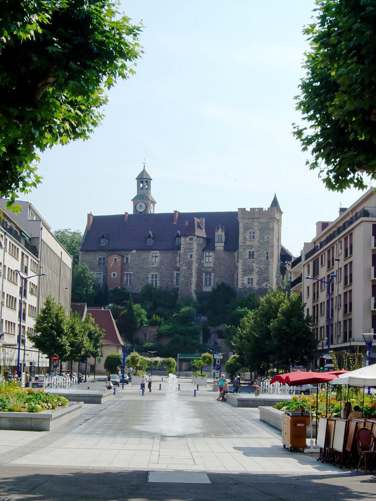 B&B HOTEL Montluçon Extérieur photo